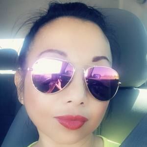 Meet your Posher, Bee